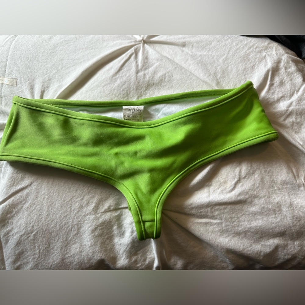 Swim surf bottom